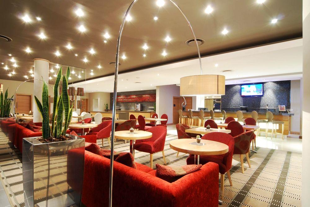 Holiday Inn Express Sandton-Woodmead By Ihg Exterior foto