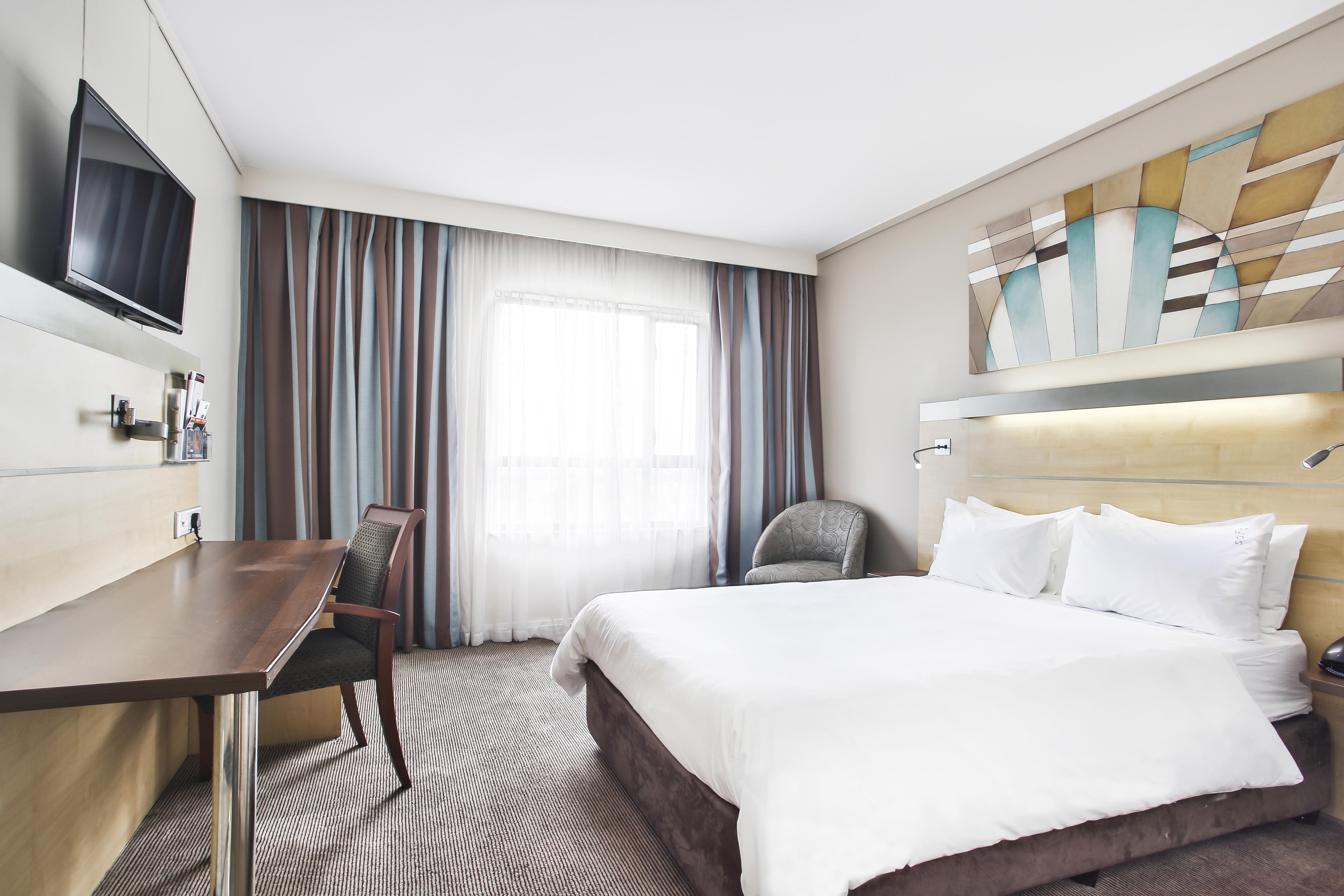 Holiday Inn Express Sandton-Woodmead By Ihg Exterior foto