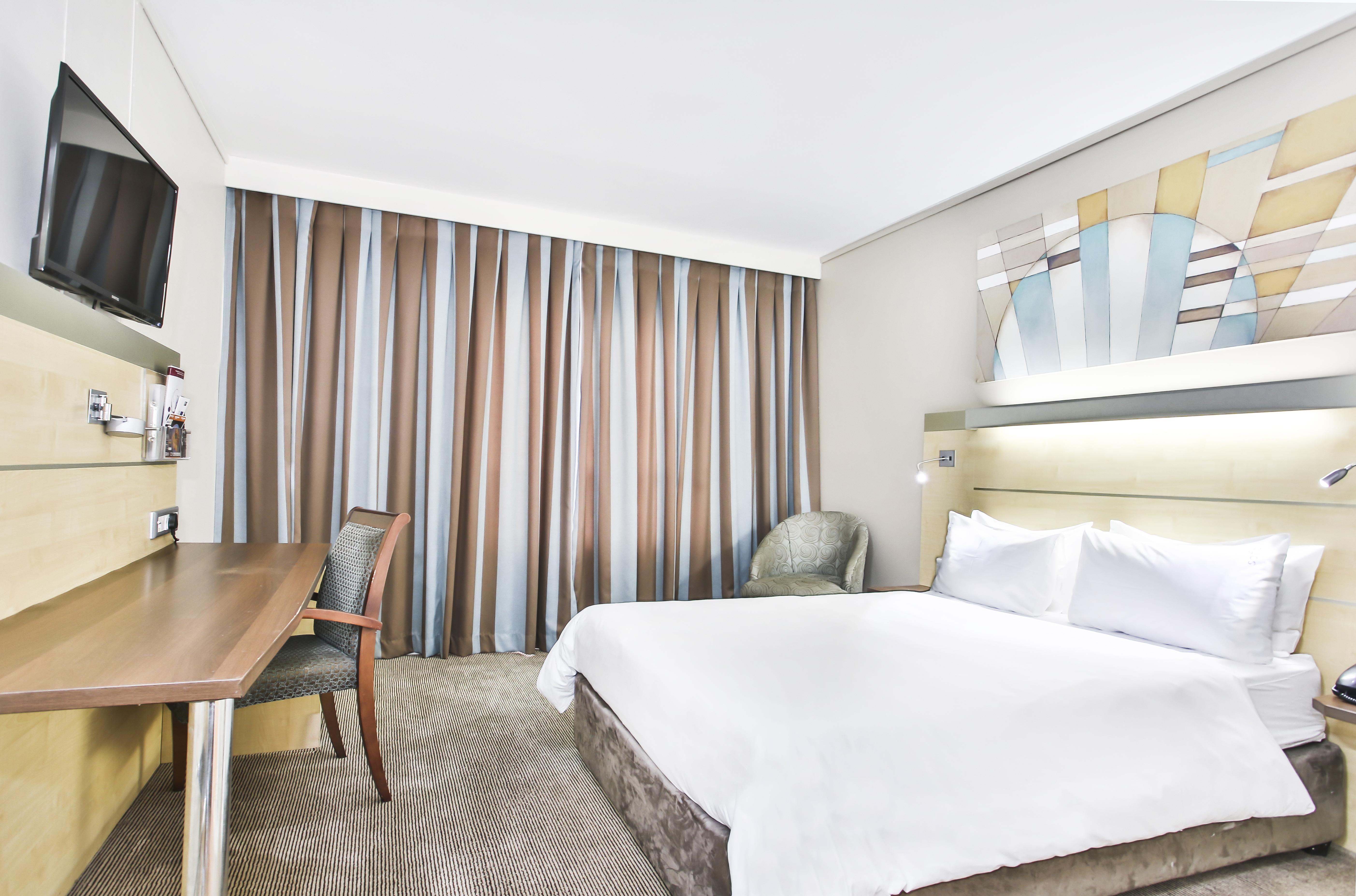 Holiday Inn Express Sandton-Woodmead By Ihg Exterior foto