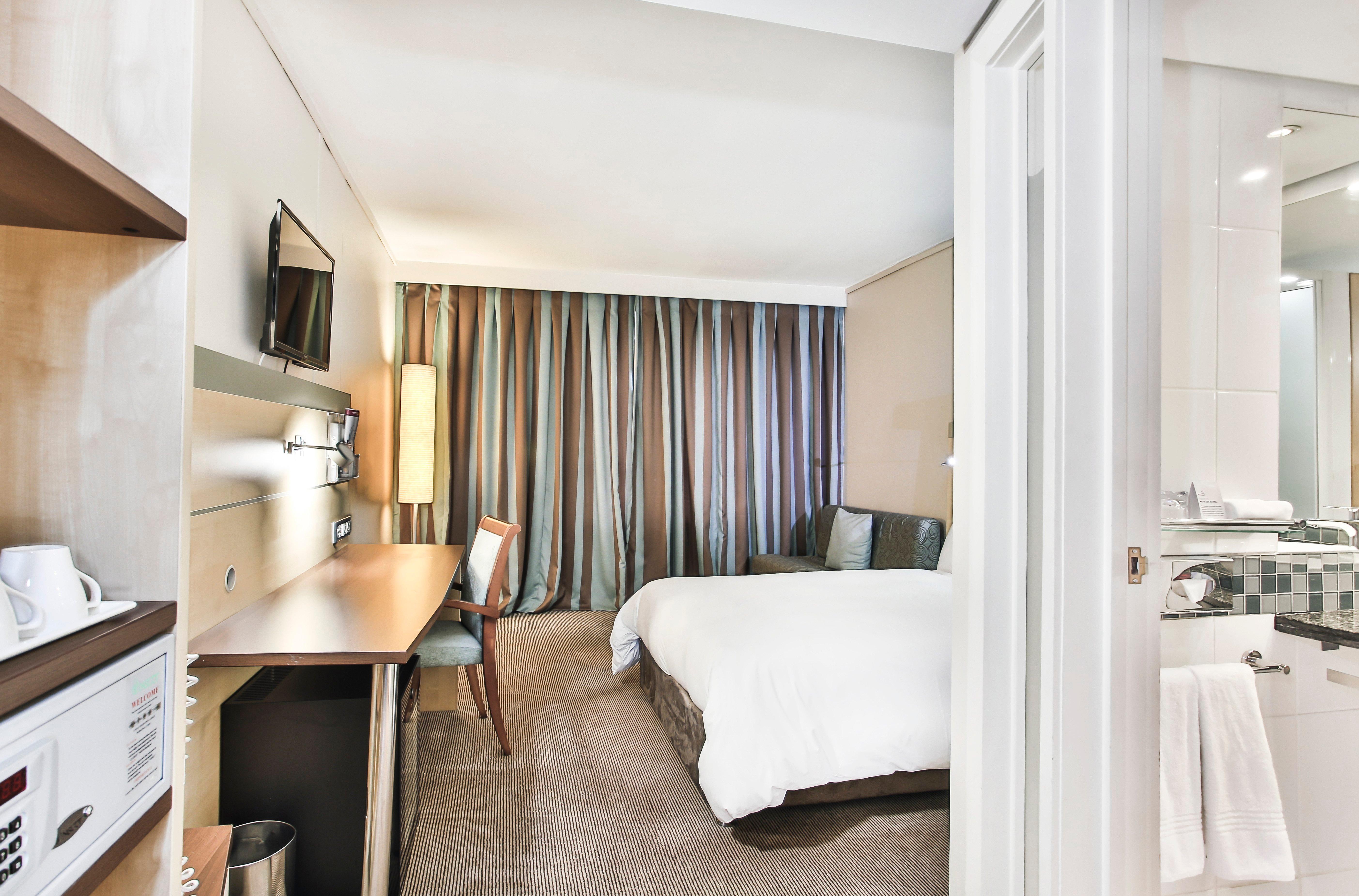 Holiday Inn Express Sandton-Woodmead By Ihg Exterior foto