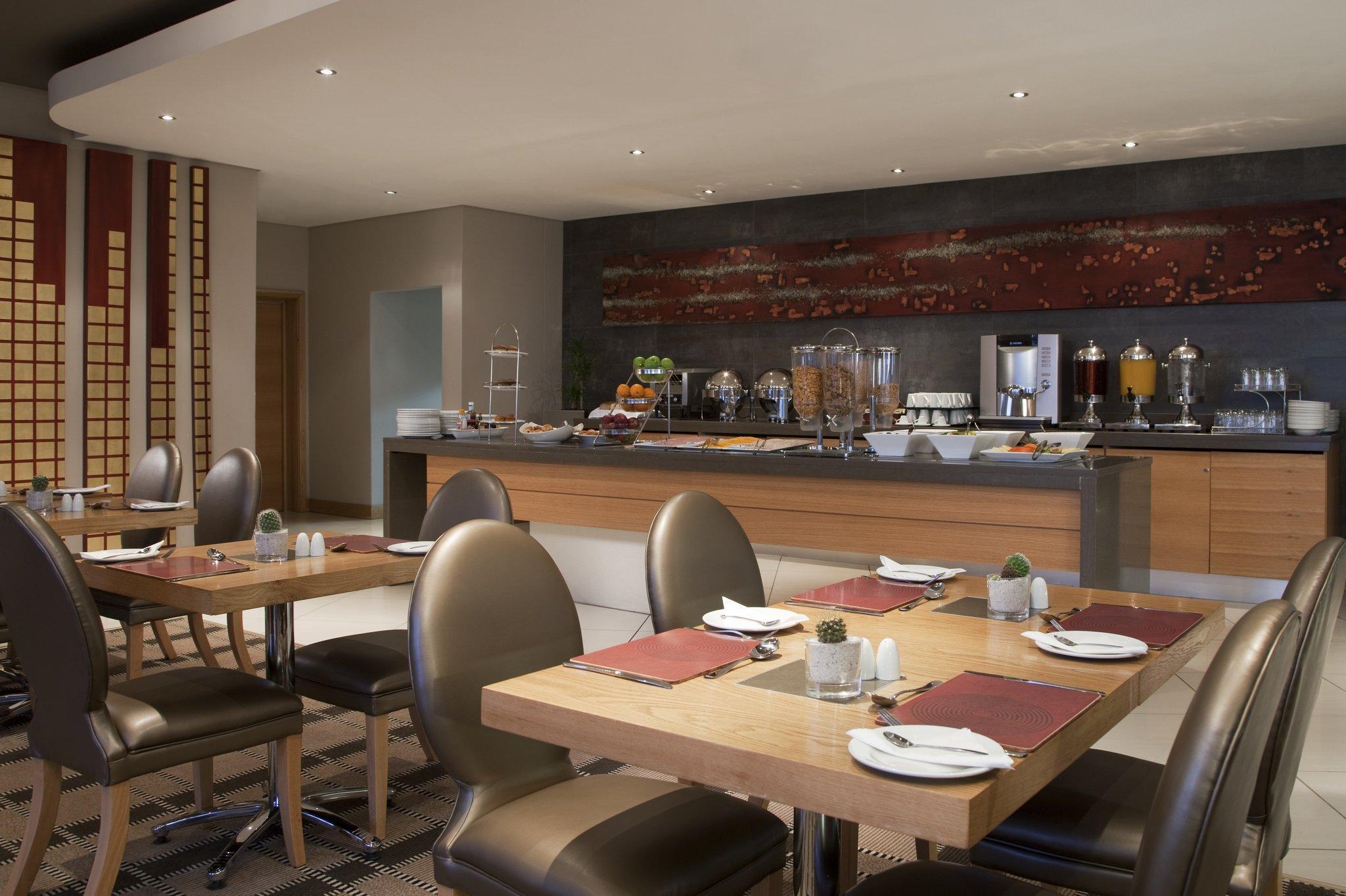 Holiday Inn Express Sandton-Woodmead By Ihg Exterior foto