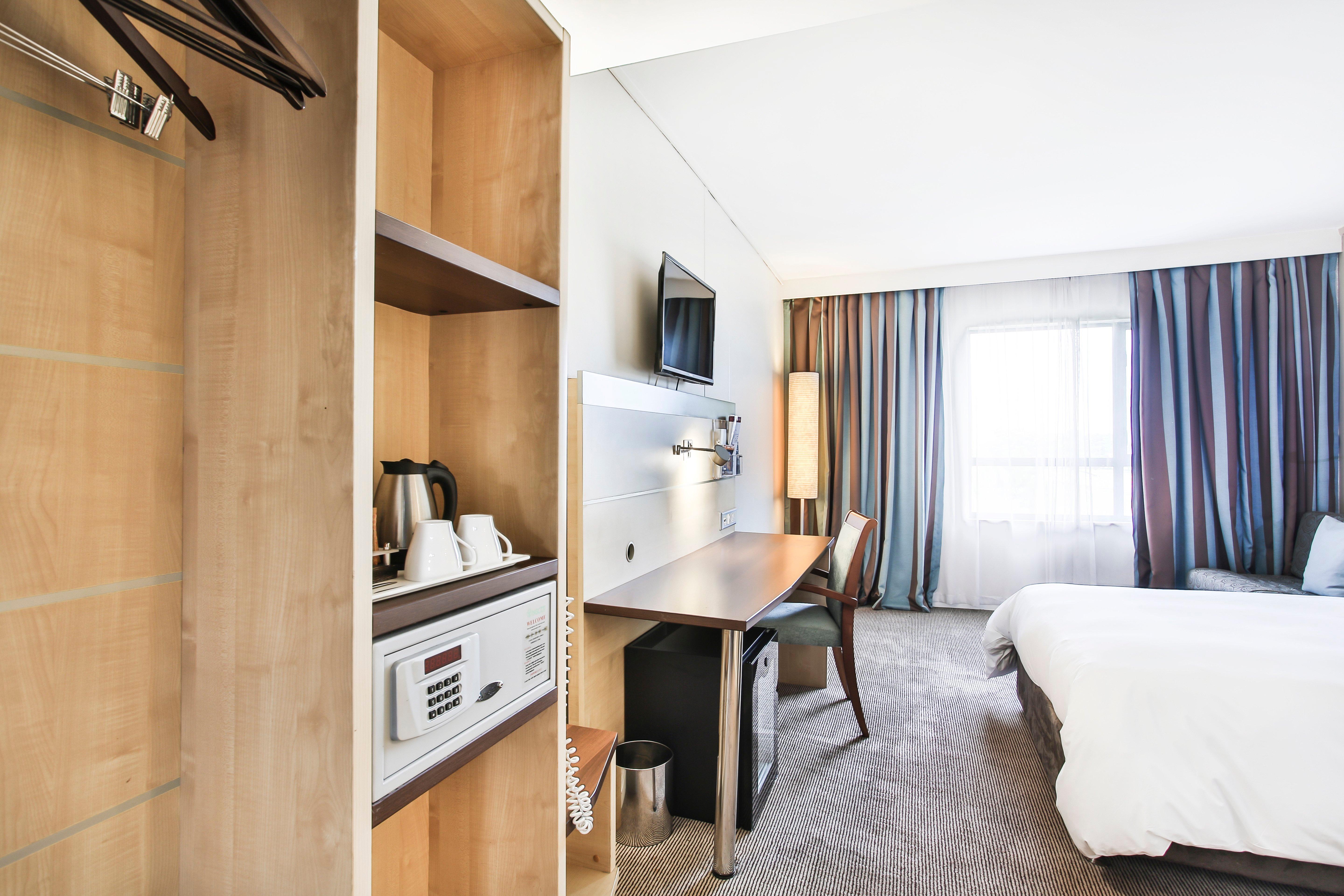 Holiday Inn Express Sandton-Woodmead By Ihg Exterior foto