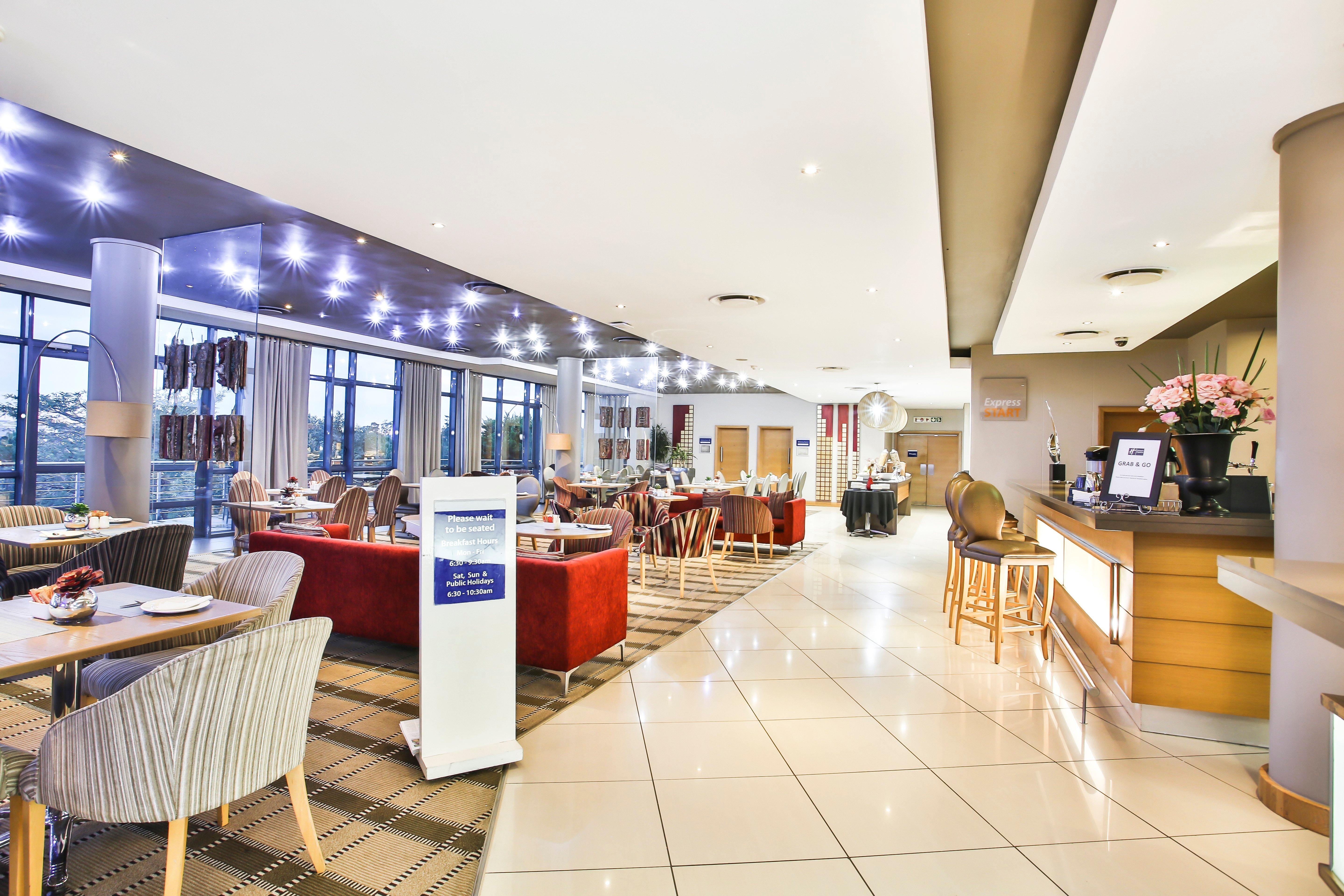 Holiday Inn Express Sandton-Woodmead By Ihg Exterior foto