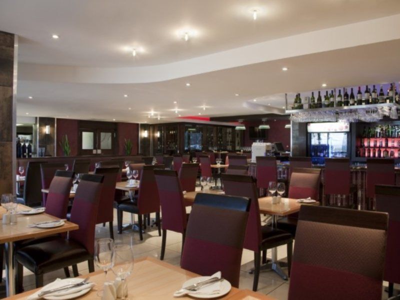 Holiday Inn Express Sandton-Woodmead By Ihg Exterior foto